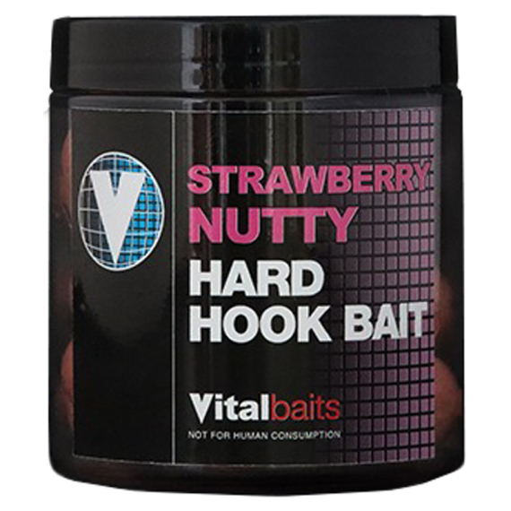 Vital Baits Strawberry Nutty 100 g i gruppen Fiskemetoder / Specimenfiske / Boilies Og Grunnfõr / Boilies hos Sportfiskeprylar.se (13-0031r)