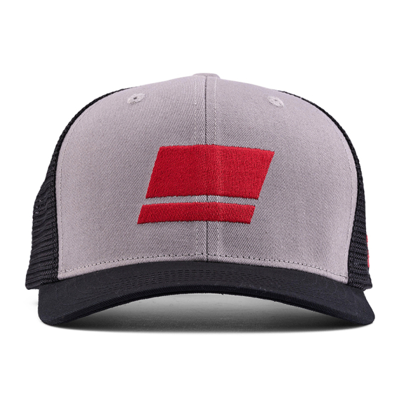 Abu Garcia Flag Trucker - Grey/Black/Black i gruppen Klær Og Fottøy / Caps Og Annet Hodeplagg / Caps / Trucker Caps hos Sportfiskeprylar.se (1640096)