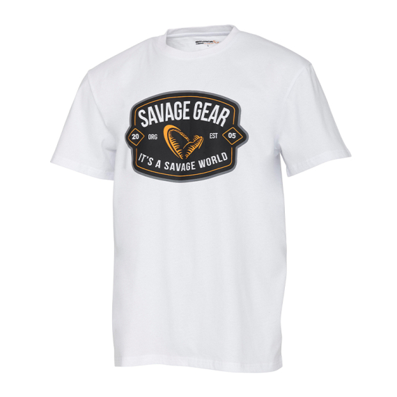 Savage Gear Badge Logo Tee White i gruppen Klær Og Fottøy / Klær / T-Skjorte hos Sportfiskeprylar.se (1642660r)