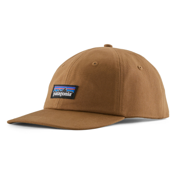 Patagonia P-6 Label Trad Cap DRBN i gruppen Klær Og Fottøy / Caps Og Annet Hodeplagg / Caps / Trucker Caps hos Sportfiskeprylar.se (38296-DRBN-ALL)