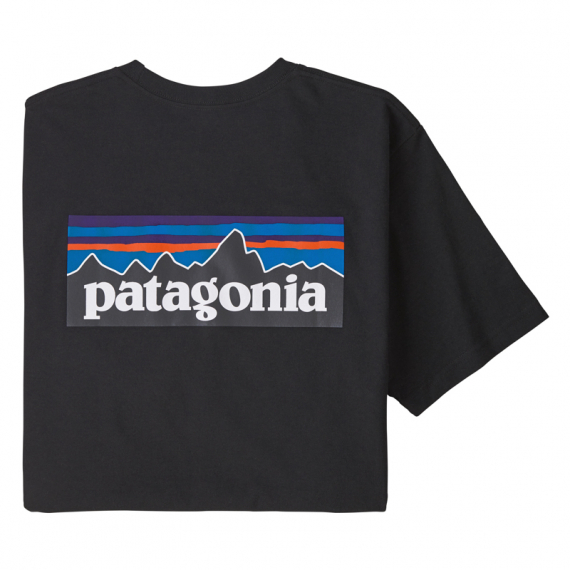 Patagonia M\'s P-6 Logo Responsibili-Tee Black i gruppen Klær Og Fottøy / Klær / T-Skjorte hos Sportfiskeprylar.se (38504-BLK-Sr)