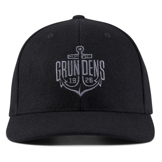 Grundéns Logo Anchor Wool Trucker Black i gruppen Klær Og Fottøy / Caps Og Annet Hodeplagg / Caps / Trucker Caps hos Sportfiskeprylar.se (50528-001-0001)