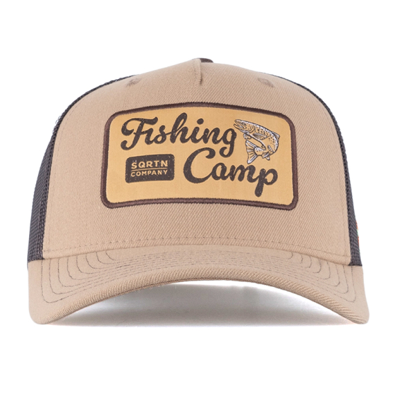 SQRTN Fishing Camp Trucker Cap Khaki i gruppen Klær Og Fottøy / Caps Og Annet Hodeplagg / Caps / Trucker Caps hos Sportfiskeprylar.se (CAP-323-OSFA)