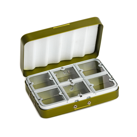 Aluminium box 6 compartments - Olive i gruppen Oppbevaring / Utstyrsskrin / Flueboks hos Sportfiskeprylar.se (CH-302)