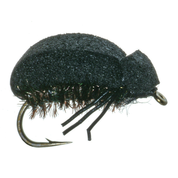 Umpqua Foam Beetle Lawson Black - #16 i gruppen Sluker / Fluer / Tørrflue hos Sportfiskeprylar.se (NFD9866-16)