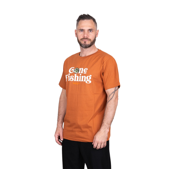 SQRTN Gone Fishing T-shirt Umber i gruppen Klær Og Fottøy / Klær / T-Skjorte hos Sportfiskeprylar.se (TEE-534-Sr)