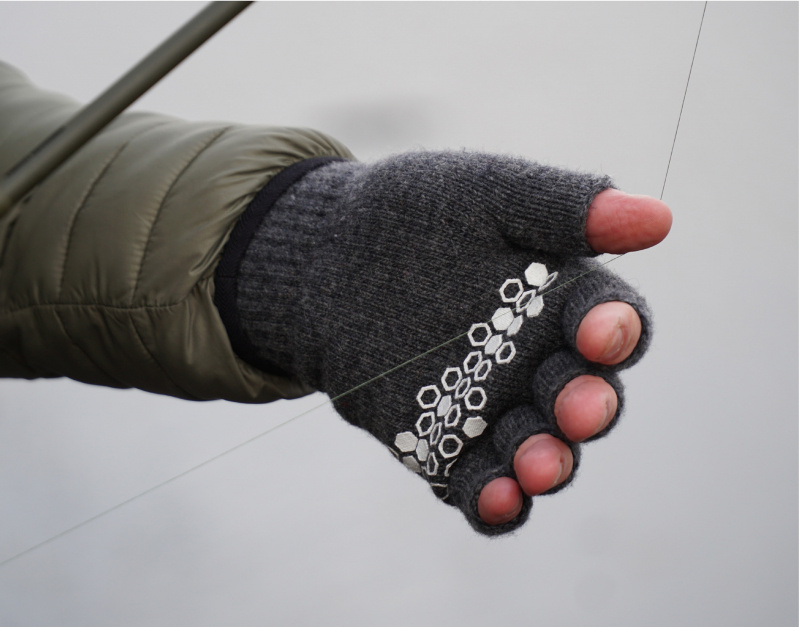 Savage Gear Knitted Half Finger Glove Dark Grey Melange